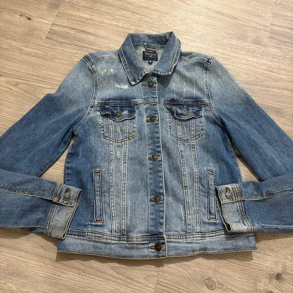Just USA Women’s Sz S Denim Jacket Distressed Classic Stretch - Picture 7 of 10